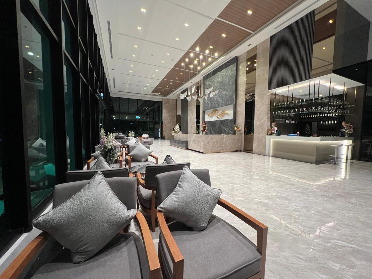 Crystal Srivaree Suvarnabhumi Hotel Ban Khlong Bang Krathiam Eksteriør bilde