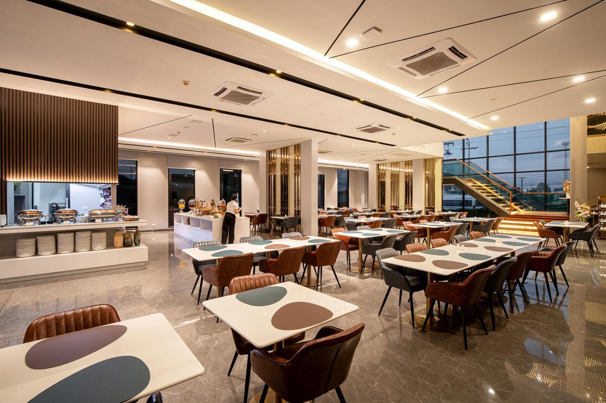 Crystal Srivaree Suvarnabhumi Hotel Ban Khlong Bang Krathiam Eksteriør bilde